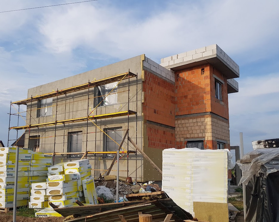 Чим утеплити цегляний будинок